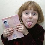 Оформление гражданнства дочери, выезд в Армению